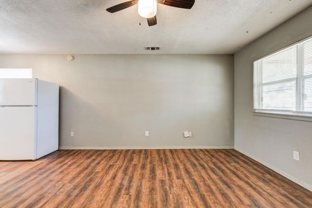4915 39th Street, Lubbock, TX 79414