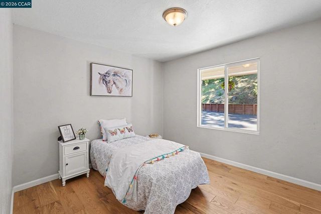 5745 Alhambra Valley Rd, Martinez, CA 94553