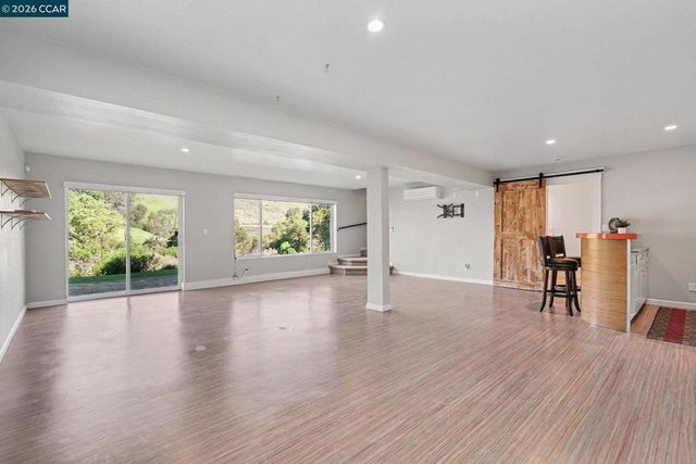 5745 Alhambra Valley Rd, Martinez, CA 94553