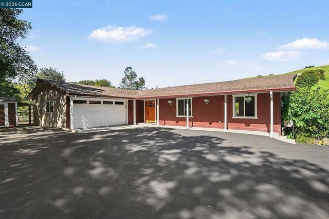 5745 Alhambra Valley Rd, Martinez, CA 94553