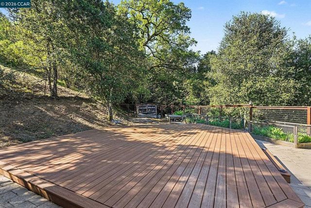 5745 Alhambra Valley Rd, Martinez, CA 94553