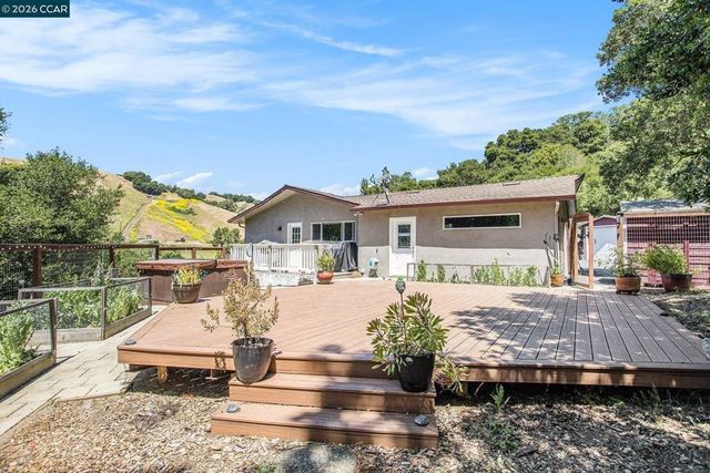 5745 Alhambra Valley Rd, Martinez, CA 94553