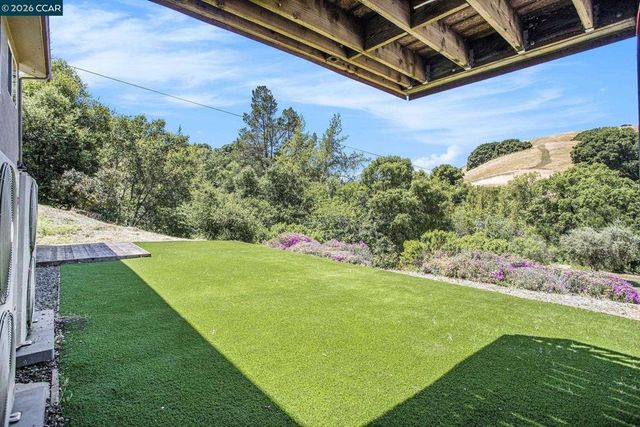 5745 Alhambra Valley Rd, Martinez, CA 94553