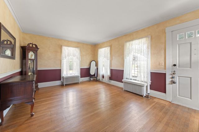 34 Pearl Street, Franklin, NH 03235
