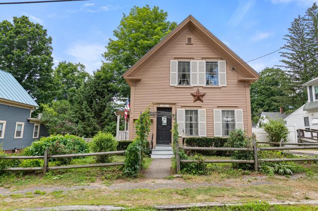 34 Pearl Street, Franklin, NH 03235