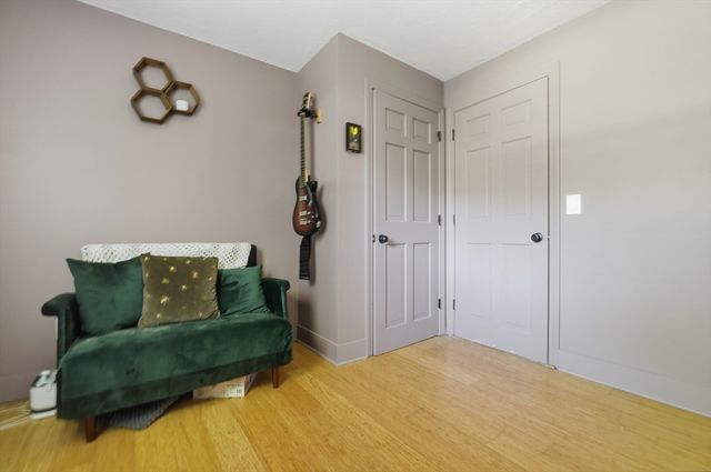 56 King Street, Uxbridge, MA 01569