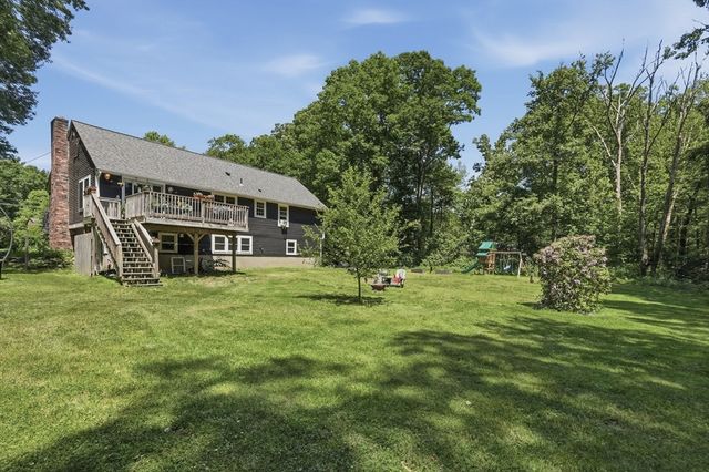 56 King Street, Uxbridge, MA 01569