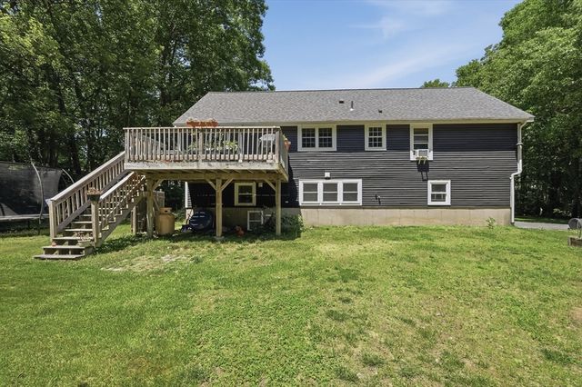 56 King Street, Uxbridge, MA 01569