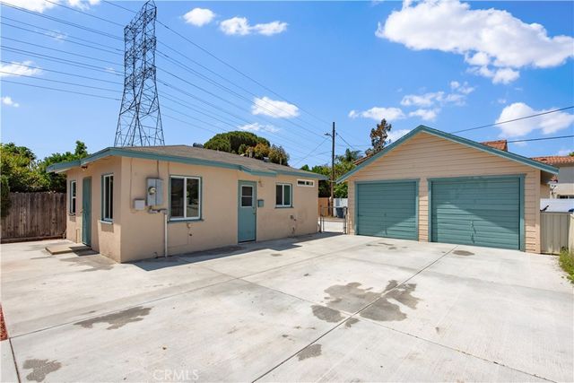 8713 Alondra, Paramount, CA 90723