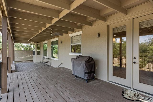 125 Crystal Springs DR, Georgetown, TX 78633