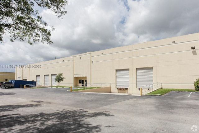2901 SW 3rd Avenue 4, Fort Lauderdale, FL 33315