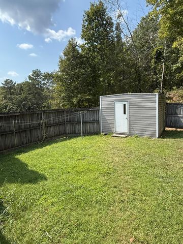 412 Hartline Road, Trenton, GA 30752