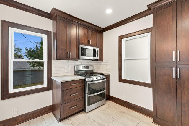 3242 Ulysses Street NE, Minneapolis, MN 55418