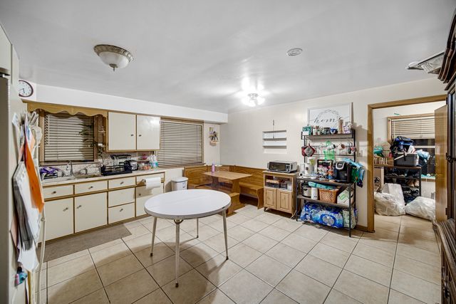 15817 Union Avenue, Harvey, IL 60426