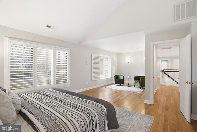 11316 BRIGHT POND LN, Reston, VA 20194