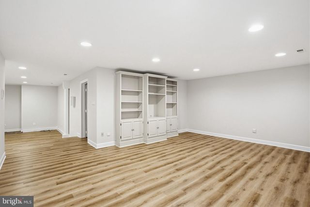 11316 BRIGHT POND LN, Reston, VA 20194