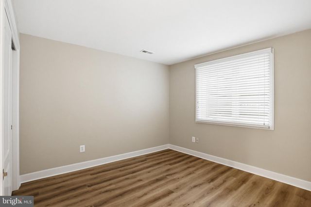 11316 BRIGHT POND LN, Reston, VA 20194