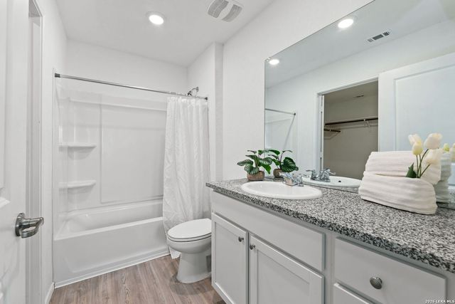 4530 Glades Way, San Antonio, TX 78222