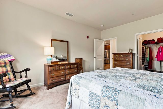 230 Martins Landing 111, North Reading, MA 01864