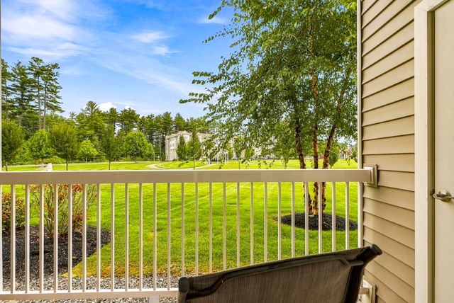 230 Martins Landing 111, North Reading, MA 01864