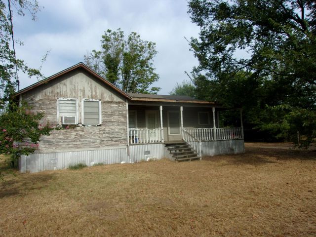 2846 County Road 2415, Pickton, TX 75471