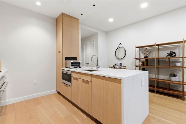 188 Brookline Avenue 23I, Boston, MA 02215