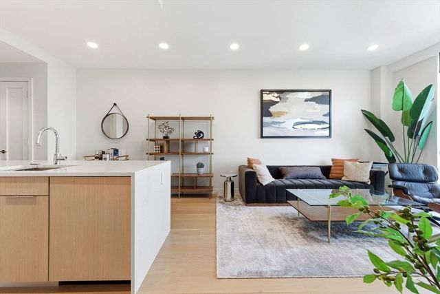 188 Brookline Avenue 23I, Boston, MA 02215