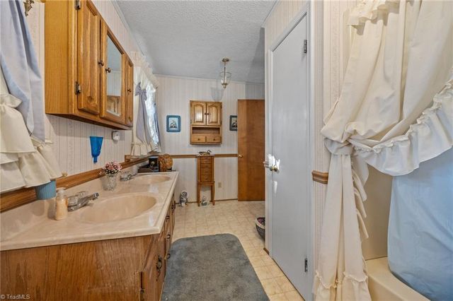 1017 Lawson Alley Lane, Lawsonville, NC 27022