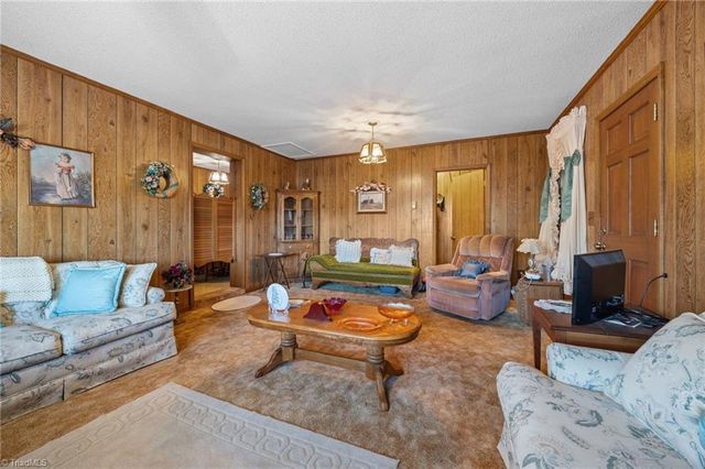 1017 Lawson Alley Lane, Lawsonville, NC 27022