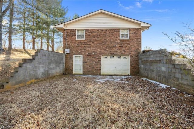 1017 Lawson Alley Lane, Lawsonville, NC 27022