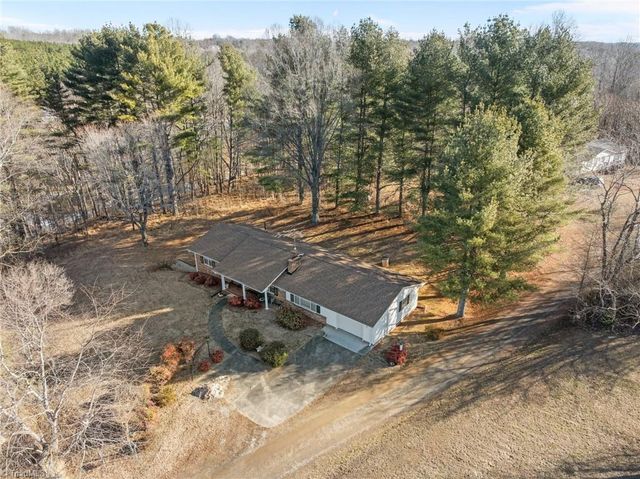 1017 Lawson Alley Lane, Lawsonville, NC 27022