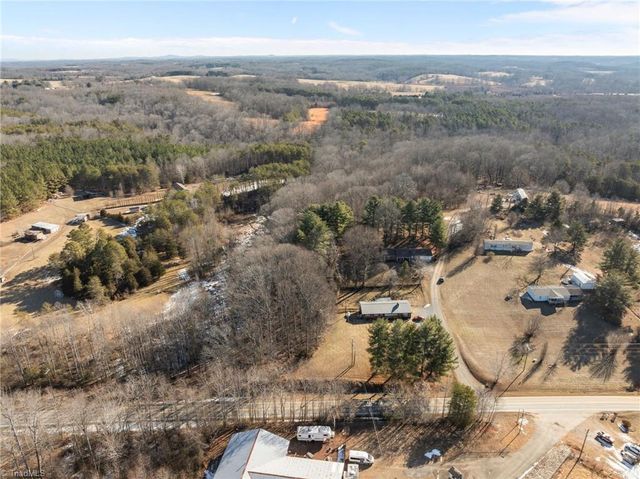 1017 Lawson Alley Lane, Lawsonville, NC 27022