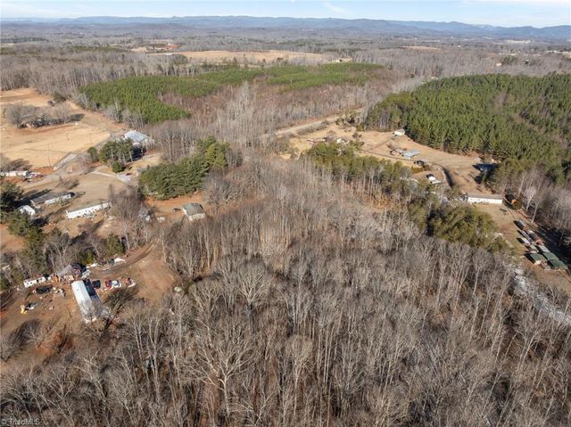 1017 Lawson Alley Lane, Lawsonville, NC 27022