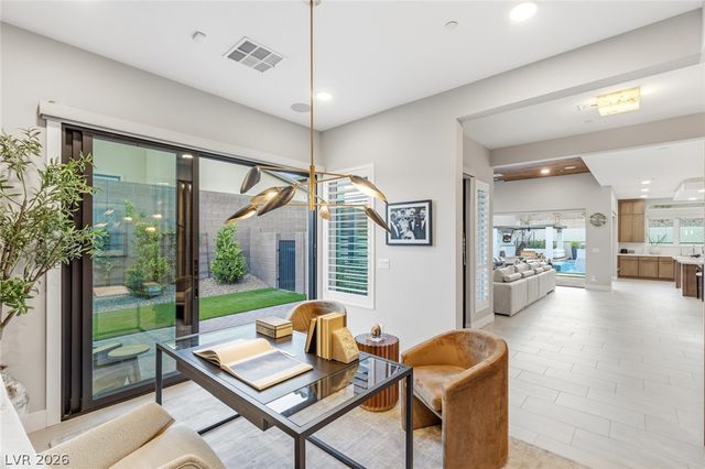 397 Vista Sunset Avenue, Las Vegas, NV 89138