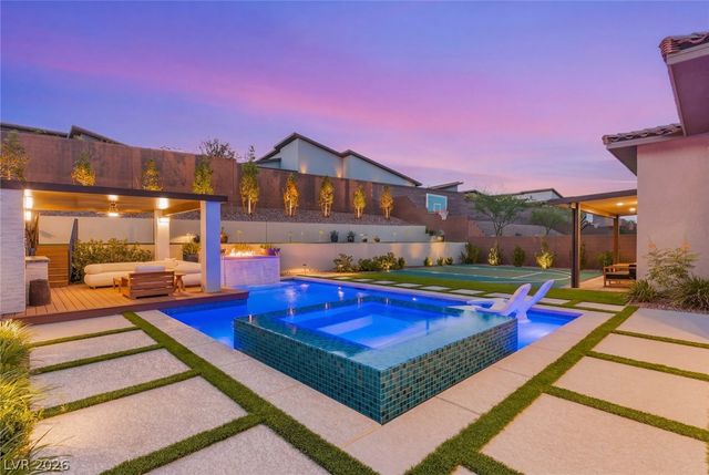397 Vista Sunset Avenue, Las Vegas, NV 89138