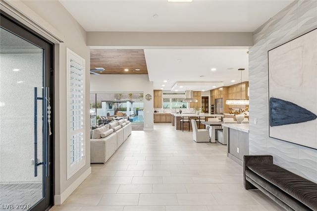 397 Vista Sunset Avenue, Las Vegas, NV 89138