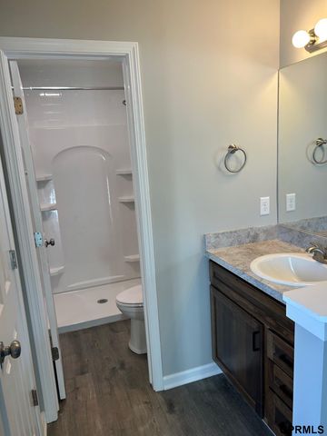 309 Laredo Road, Papillion, NE 68046