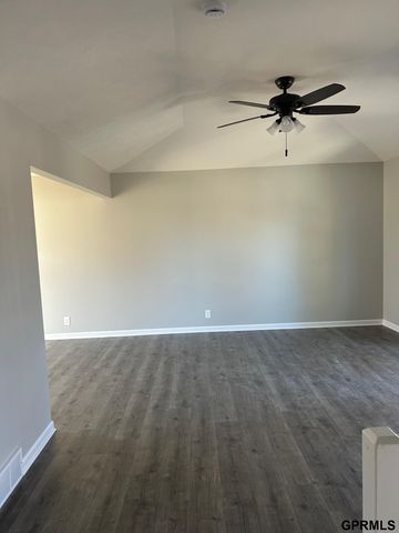 309 Laredo Road, Papillion, NE 68046