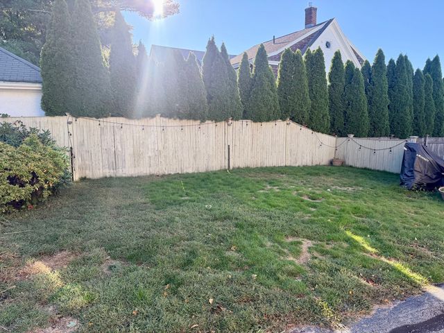 43 Upland Rd, Watertown, MA 02472