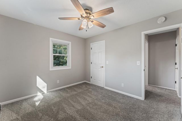 928 Griffin Avenue, Mahtomedi, MN 55115