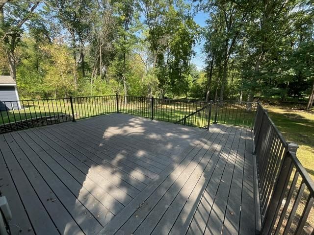 928 Griffin Avenue, Mahtomedi, MN 55115