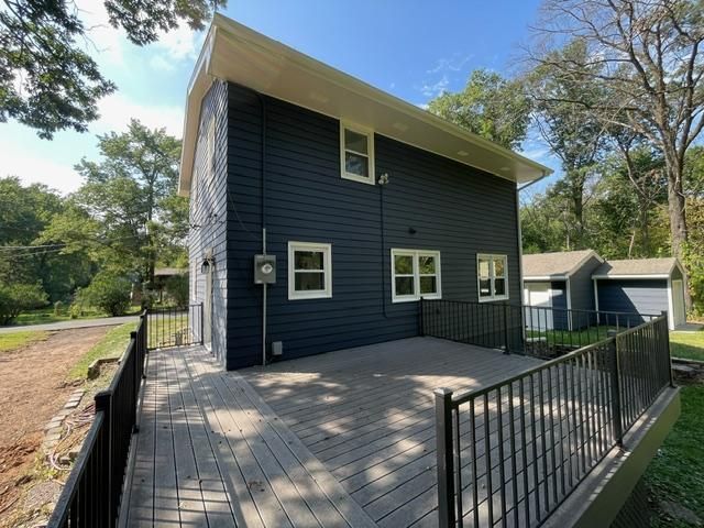 928 Griffin Avenue, Mahtomedi, MN 55115