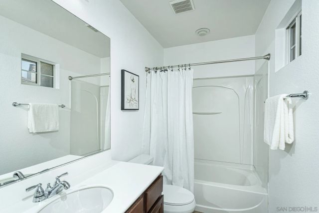 1663 Claret Cup 10, Chula Vista, CA 91915