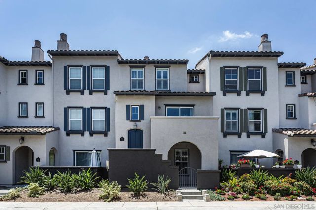 1663 Claret Cup 10, Chula Vista, CA 91915