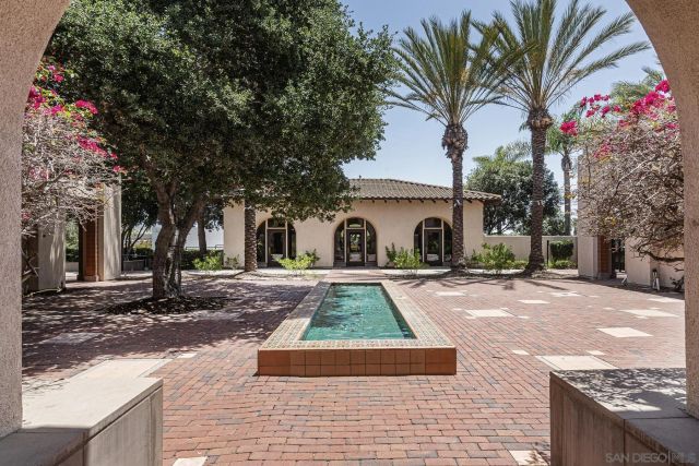 1663 Claret Cup 10, Chula Vista, CA 91915