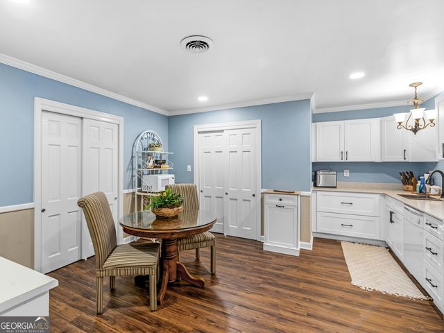 541 Pineridge Road, Griffin, GA 30224