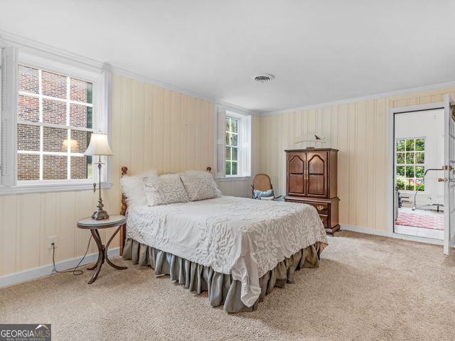 541 Pineridge Road, Griffin, GA 30224