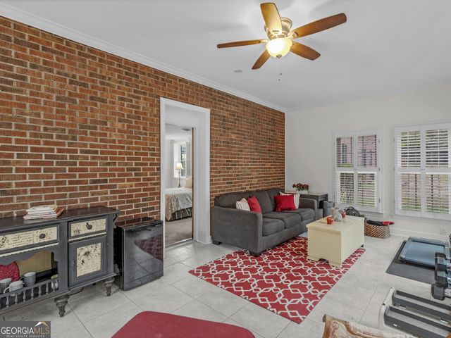 541 Pineridge Road, Griffin, GA 30224