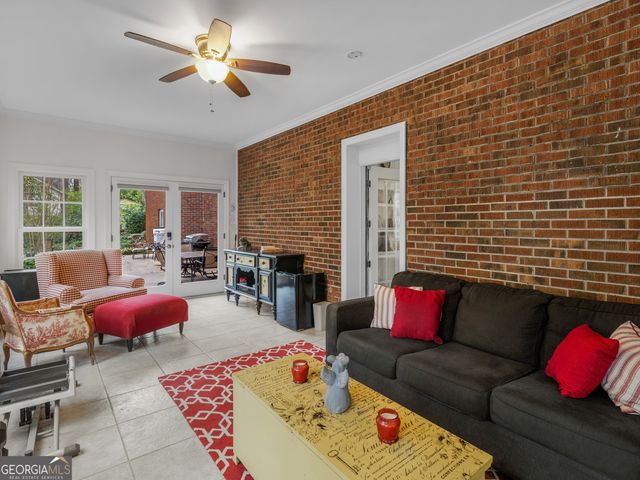 541 Pineridge Road, Griffin, GA 30224