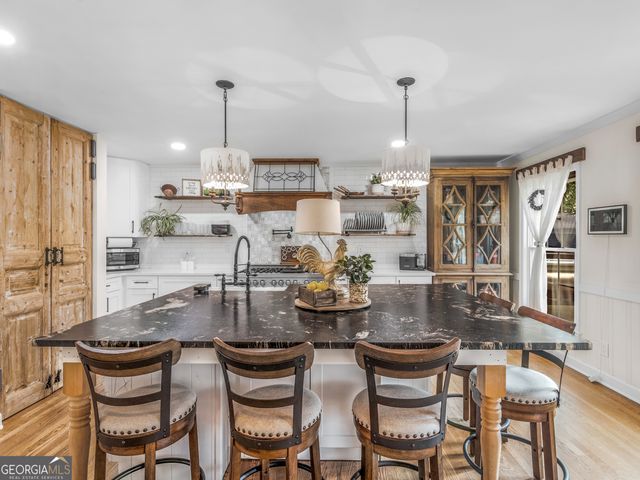 541 Pineridge Road, Griffin, GA 30224